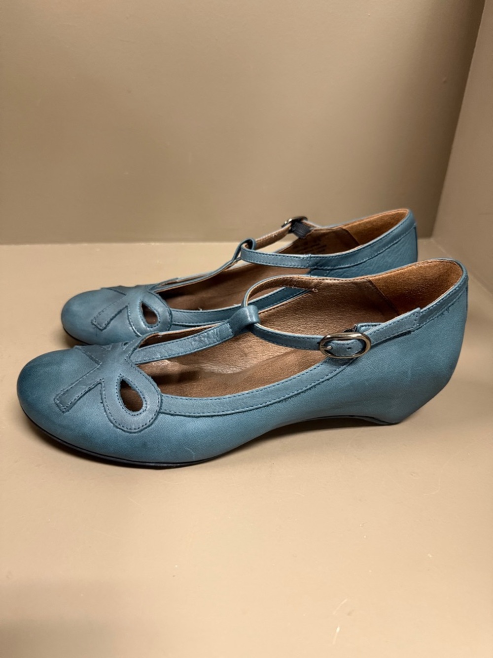 Miz Mooz Heloise Blue T-Strap Wedge Flats with Unique Heel Style. Cute!